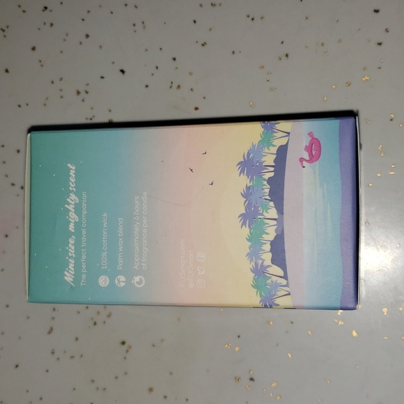 iFLY Smart Tropical Escape 4 pack candles - Picture 2 of 6